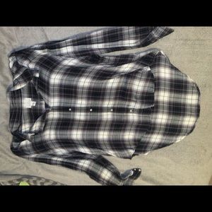 Long sleeve button down plaid blouse